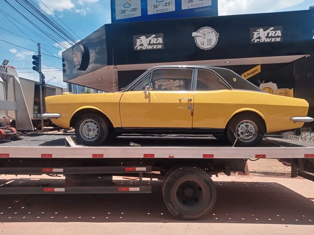 Reboque de veículo de passeio pelo Auto Socorro Vila